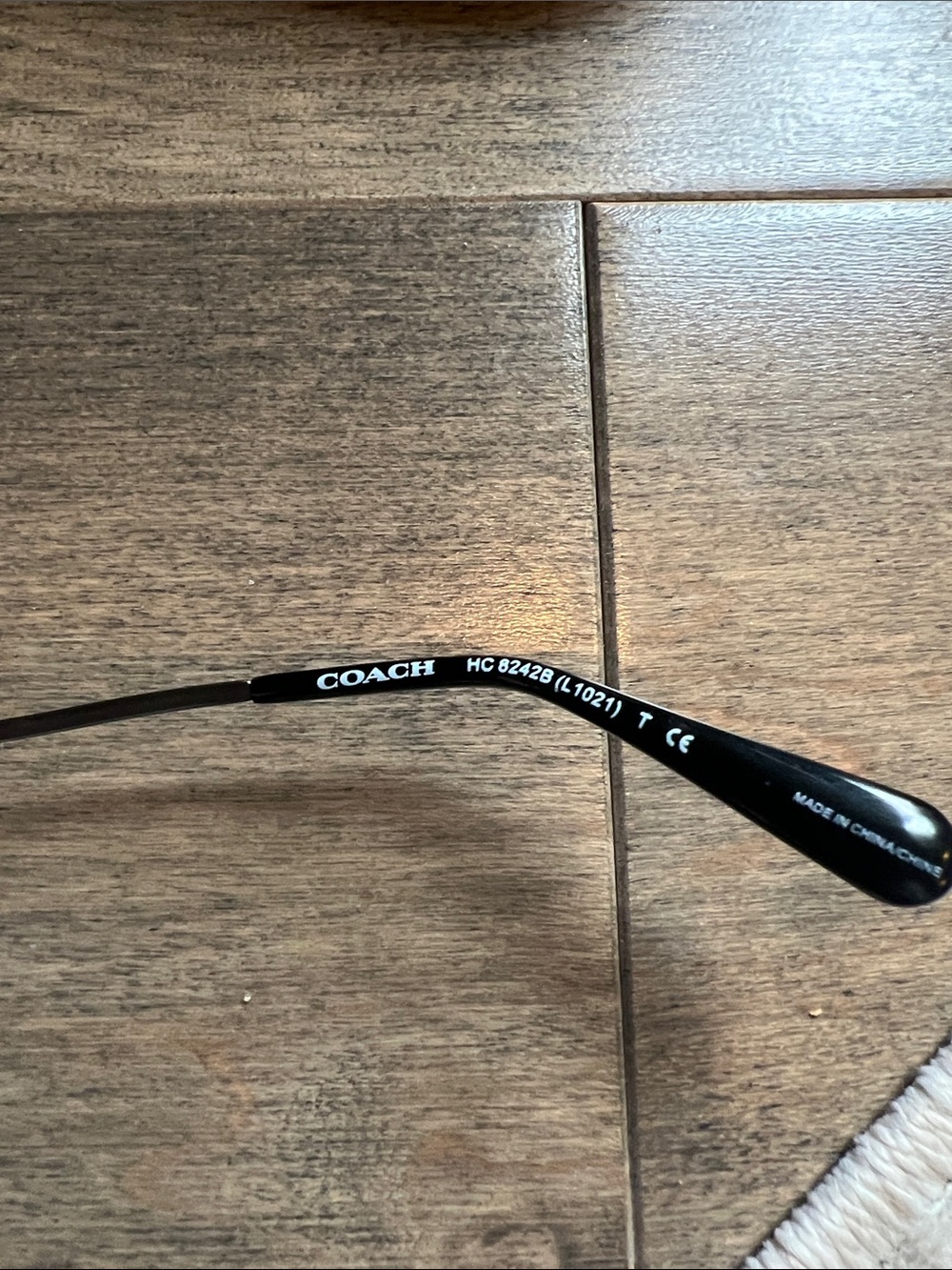 Coach Black Cat-Eye Sunglasses with Gradient Lenses - Picture 6 of 11